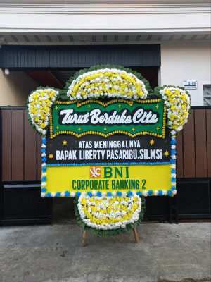 Papan Bunga Duka di Siantar Sitalasari