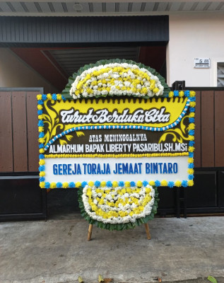 Papan Bunga Duka di Siantar Sitalasari